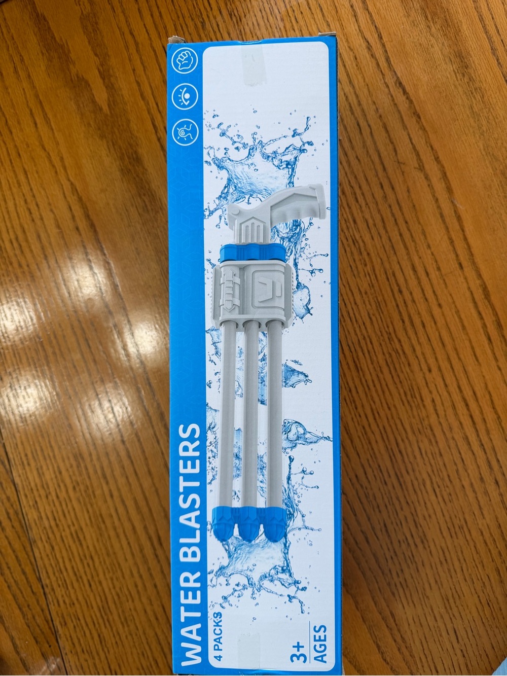 New 4 pack of Water Blaster Water Guns
